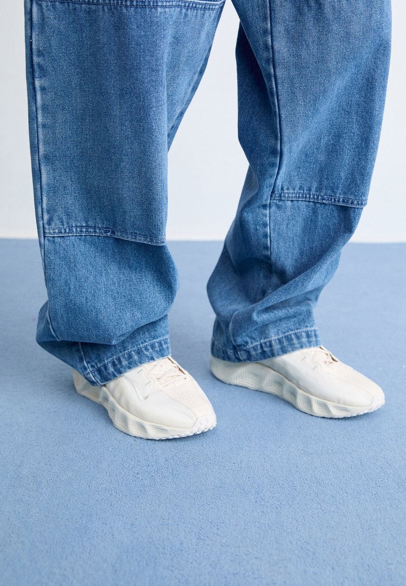 AVA ROVER phantom/light bone/off-white