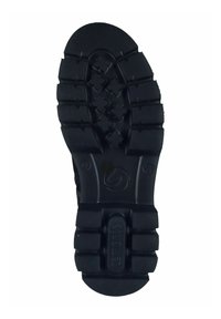 Semelle de chaussure en caoutchouc noir présentant un motif de tread texturé avec des crampons proéminents pour l'adhérence, et une marque embossée dans la zone du talon.