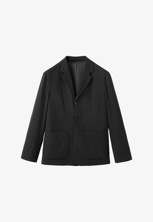 Blazer negro de tela suave, con solapa de muesca, cierre de botón de un solo bolsillo y dos bolsillos frontales.