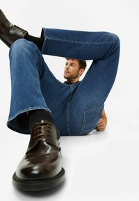 BRAX STYLE COOPER - Jeans slim fit - sky blue used