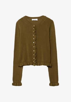 Olivgrön stickad cardigan med rund halsringning, prydd med en volangknapplist och ribbstickade ärmslut och fåll.