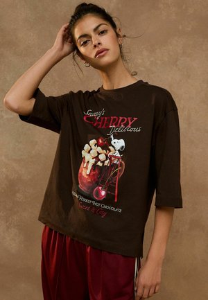 Next, - T-shirt z nadrukiem