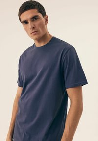 Henderson SET niebieskoszary