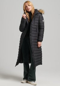 Superdry - LONGLINE PUFFER  - Winter coat - black Thumbnail Image 1