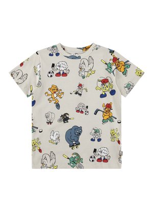 T-shirt med farverige tegneserie-dyr, der dyrker sport, herunder en bjørn på skateboard, fugle, en tiger og et får på en lys baggrund.