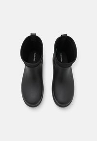 bottes calvin klein caoutchouc