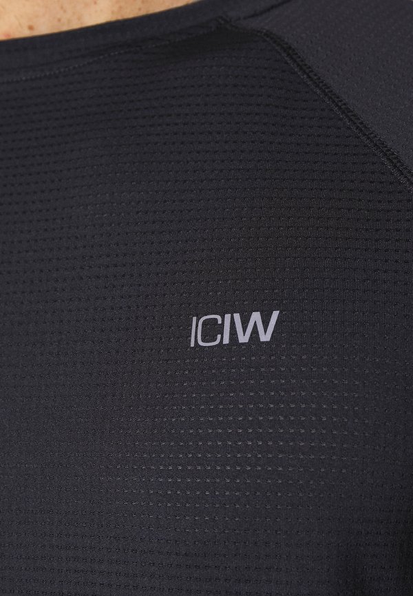 TRAINING MEN - Sports T-shirt2