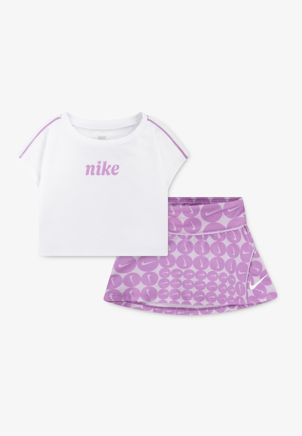 ESSENTIALS SCOOTER SET - T-Shirt print - lilac