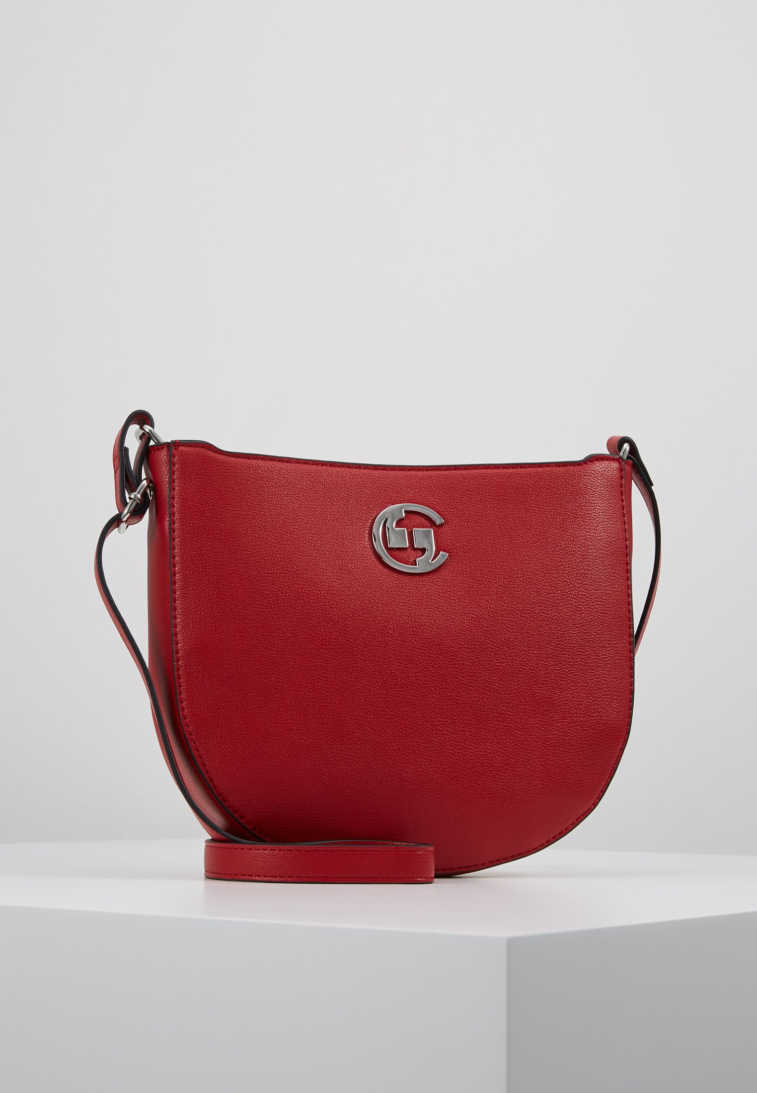 comma HOLD ON SHOULDERBAG Skulderveske red Zalando.no comma HOLD ON SHOULDERBAG Skulderveske black Zalando.no