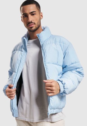 CHEST SIGNATURE PUFFER - Žieminė striukė - light blue
