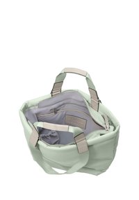 Lys myntegrønn totebag i mykt stoff, med doble toppremmer med beige aksenter og et grått interiør med flere lommer.
