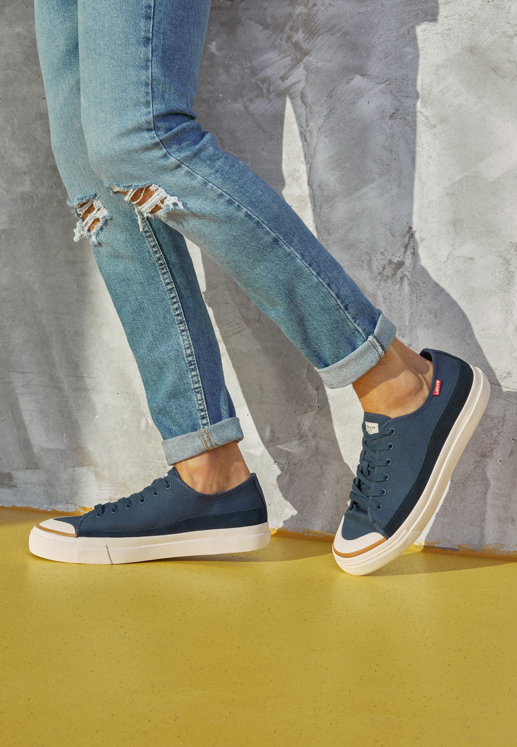 Levi's® SQUARE - Trainers - navy blue 