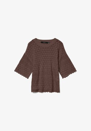 Bruine gehaakte gebreide top met geschulpte randen, brede ellebooglange mouwen en een ronde halslijn.