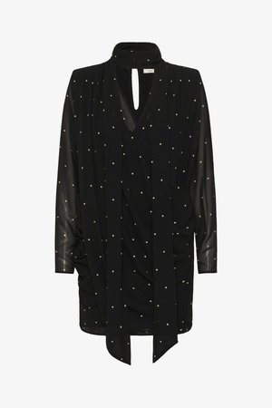 Μαύρο μακρυμάνικο φόρεμα με διάφανα μανίκια, μικρές ανοιχτόχρωμες πουά, ψηλό λαιμό, μπροστινή οπή σε σχήμα κλειδαρότρυπας και χαλαρή, ρέουσα εφαρμογή.