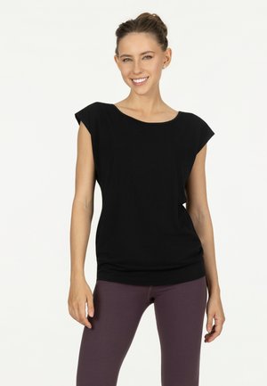 Urban Goddess, ASANA - Basic T-shirt - onyx black