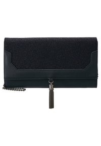 Svart syntetisk clutchväska med en glittrande övre del, utrustad med en kedjesnodd och en metalldekor i form av en tofs vid frontlåset.