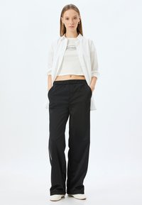 Koton X İNJI - WIDE - Pantaloni - black