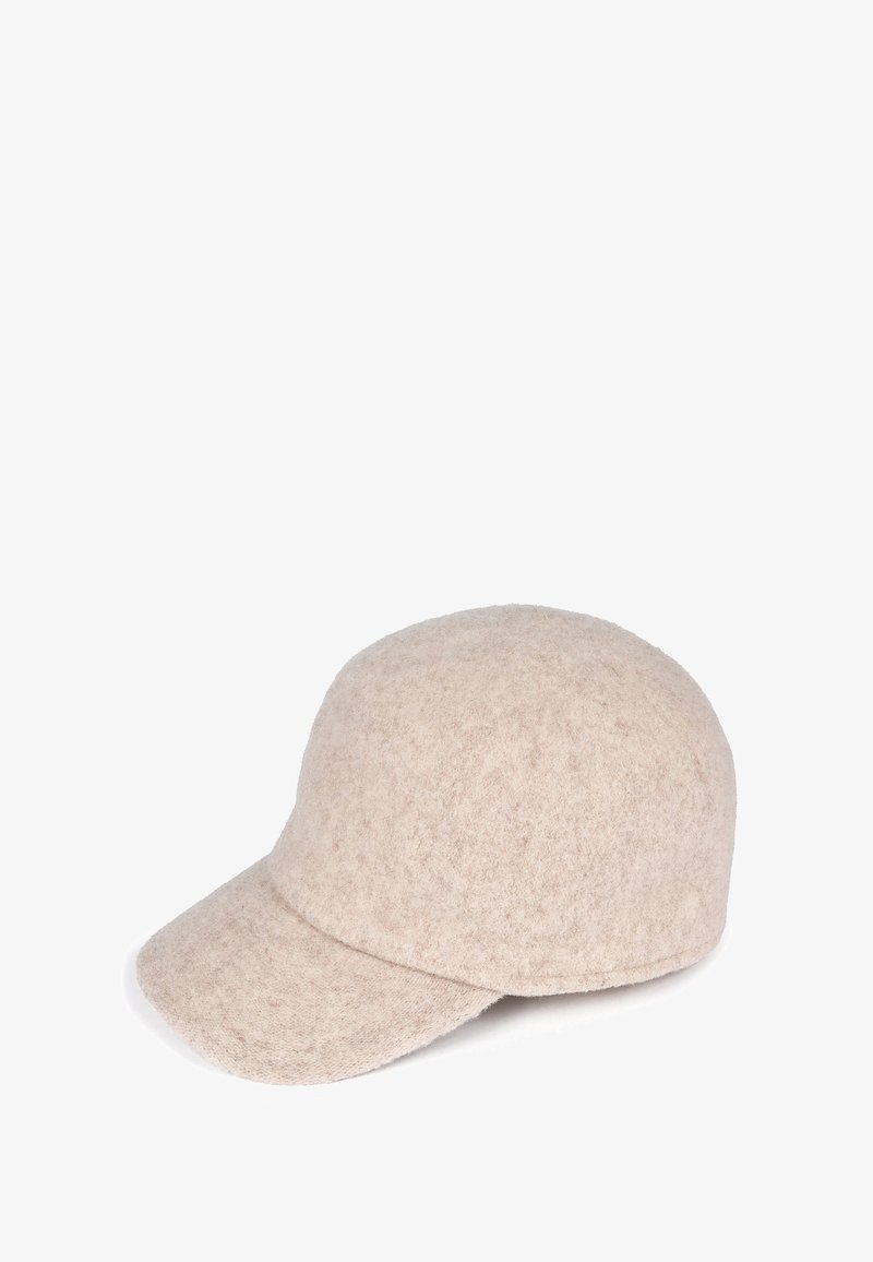 Light beige wool cap with a rounded crown and short brim. Soft texture and minimalist design, with no visible patterns or hardware.
