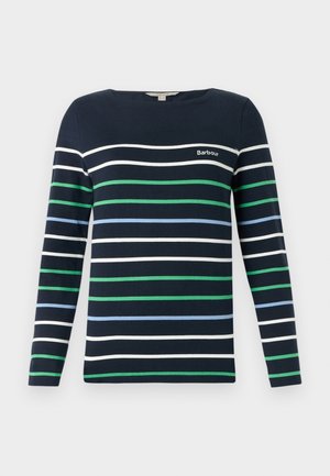 Maglia a maniche lunghe di colore blu navy con strisce orizzontali verdi, blu e bianche. Presenta un collo a giro e il logo "Barbour" sul petto.