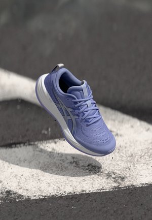 GEL CUMULUS 27 UNISEX - Silniční běžecké boty - bluebell/dark olive