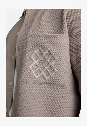 ESTEEM, MONOGRAM - Shirt - taupe