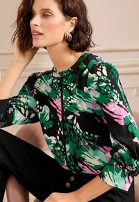 Love & Roses PETITE FIT - SEQUIN  CREW NECK 3/4 SLEEVE   - Camicetta - black animal