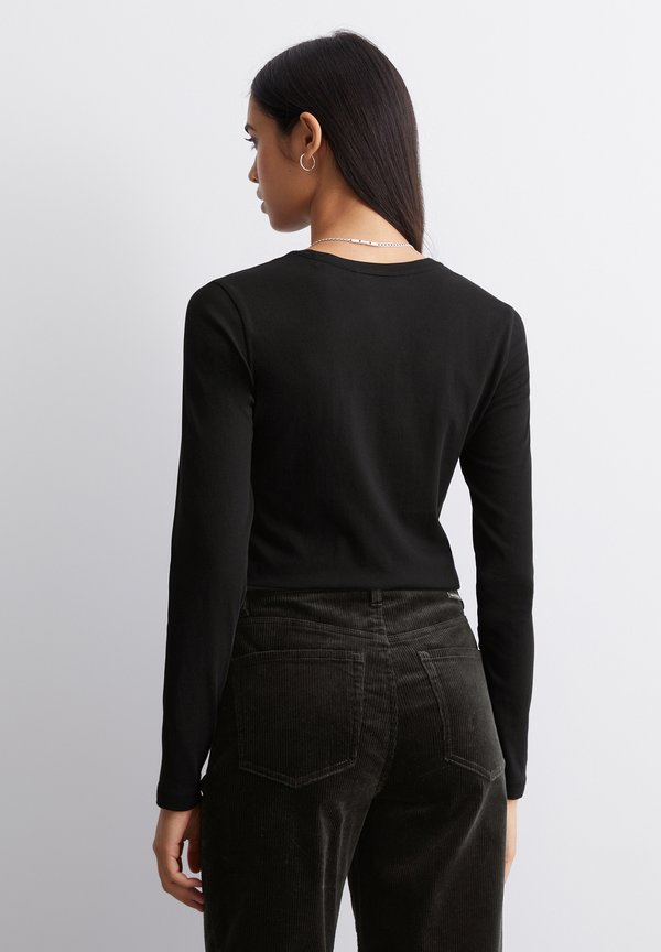 ROUNDNECK FLATLOCK - Long sleeved top2