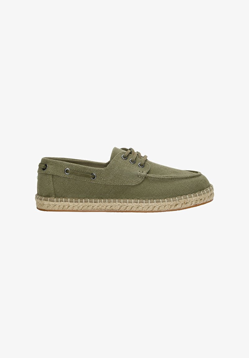 PULL&BEAR FLAT - Bootsschuh - khaki