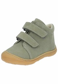 Stivale alla caviglia verde in pelle con due cinturini in velcro, punta tonda e suola in gomma marrone chiaro. Presenta cuciture visibili e una superficie testurizzata.