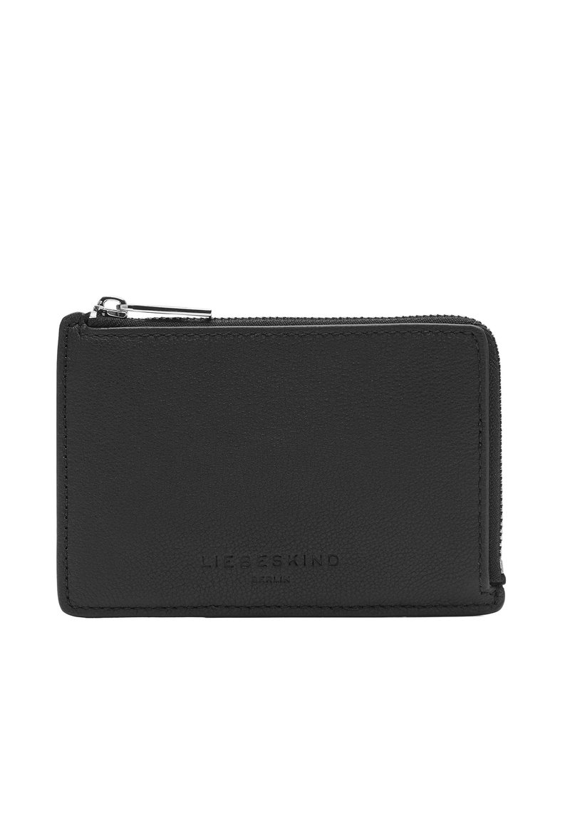 Czarny skórzany portfel o teksturowanym wykończeniu, prostokątny kształt, zamek błyskawiczny, oraz wytłoczone logo marki z przodu. Srebrne akcenty metalowe.