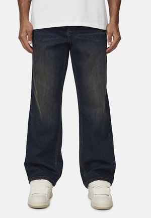 - Jeansy Relaxed Fit