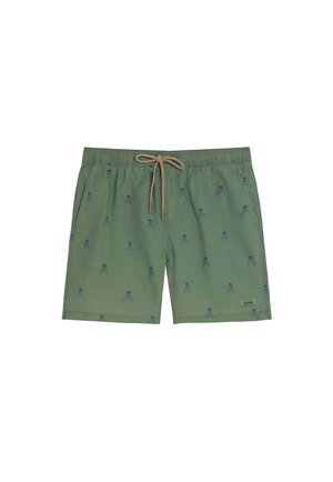 Bañador corto verde con cintura elástica, cordón beige, bolsillos laterales y un estampado de calaveras y huesos cruzados en azul.