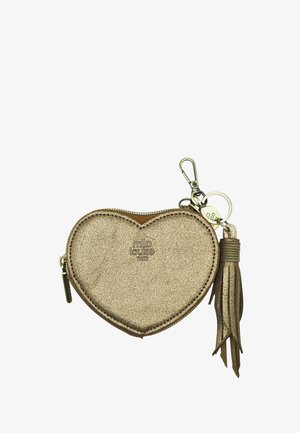 Porte-monnaie métallique doré en forme de cœur avec fermeture éclair, porte-clés, mousqueton et breloque pompon assortie attachée.