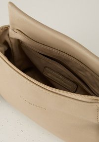TOM TAILOR TTRELLA - Cross body bag - taupe   taupe