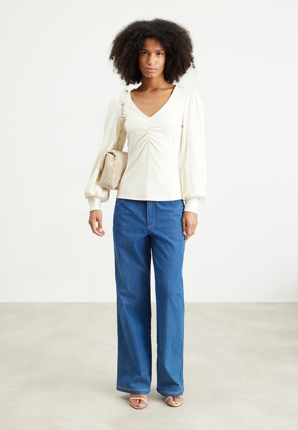 RIFA V-NECK - Long sleeved top - egret2