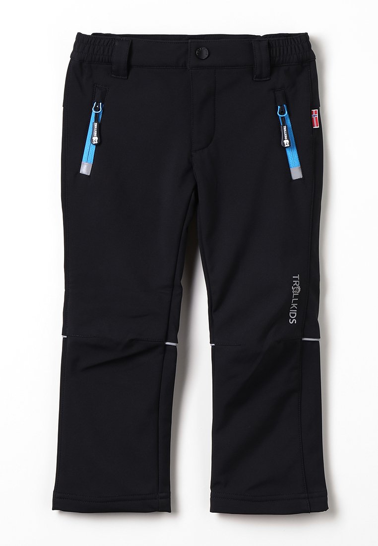 Sorte softshell-bukser laget av et pustende materiale. Har blå glidelåslommer, reflekterende detaljer og en justerbar midje.