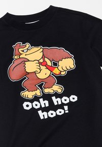 OVS JOGGING SET WITH DONKEY KONG - Shorts - black red