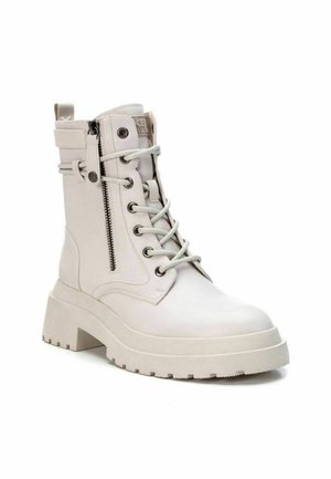 Enkelkaarsjes - white