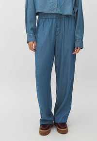 PHILLIPA-M - Džinsi ar paplatinātiem galiem - mid vintage wash