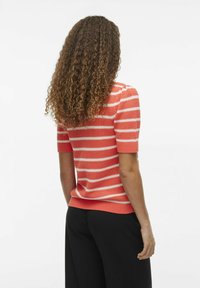VILA KURZARM - Camiseta estampada - dubarry