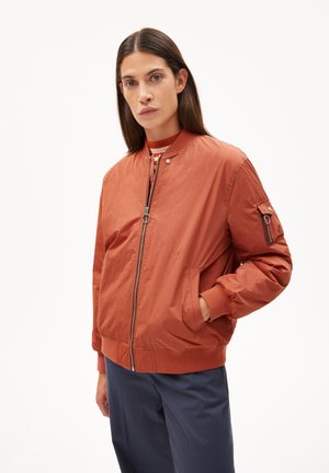 OULANKAA - Bomber Jacket - brick