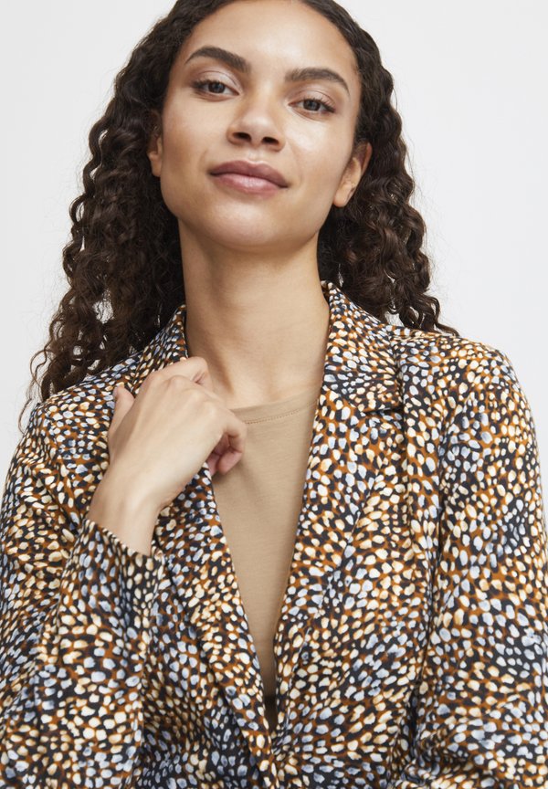 BYRizetta - Blazer - monk´s robe mix2