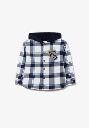 Langarm wit en marineblauw geruit overhemd met knopen, marineblauwe capuchon en een gele "W" patch met een kleine pinguïn die een wortel vasthoudt.