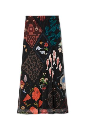 Maxi seelik patchwork-stiilis erinevates värvustes. Omab lillelisi, loomade ja abstraktseid mustreid mustal taustal, valmistatud kergest kangast.