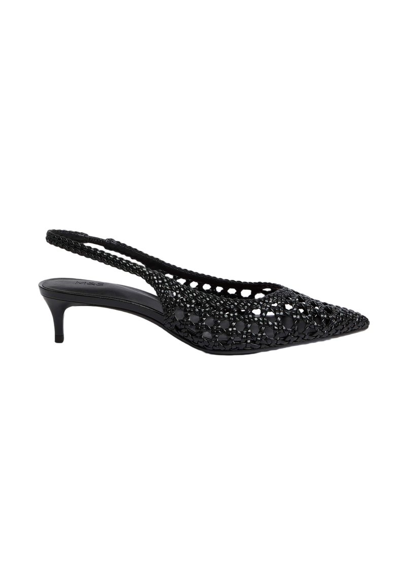 Černé slingback boty s špičatou špičkou a otevřeným síťovaným designem. Obsahují nízký podpatek a hladkou vnitřní podšívku. Lehká a flexibilní textura.