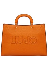 Orange håndtaske i pebble-læder med topstrop, der har præget "LIU·JO"-logo og hardwaredetaljer i guldton. Glatte indvendige kanter.