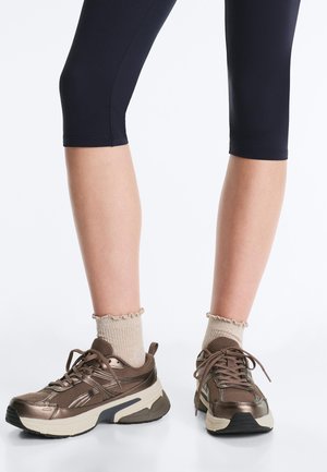 OYSHO RETRO SNEAKERS - Sneakers basse - bronze