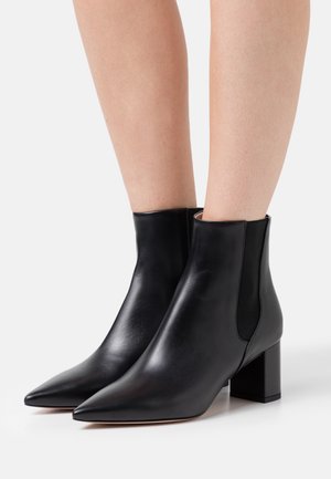 HUGO, Bottines - black