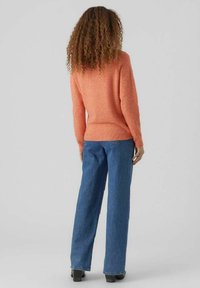Vero Moda VMDOFFY O-NECK NOOS - Pulover - scarlet ibis