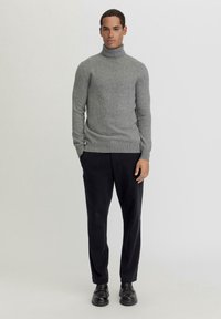 hessnatur SMART RELAXED - Chino - schwarz